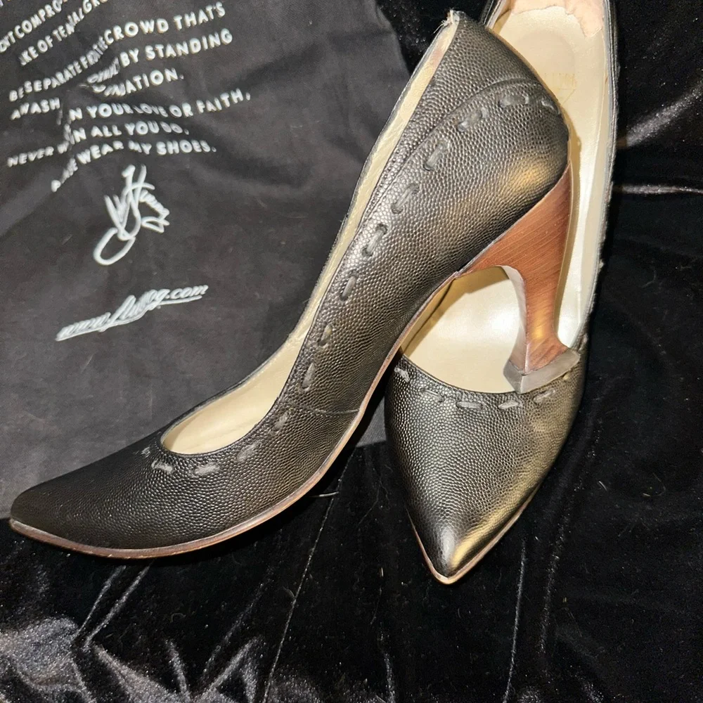 John Fluevog Vintage Black High Heel Teapot Shoes With Wooden Heel, Size 7 - Picture 6 of 6